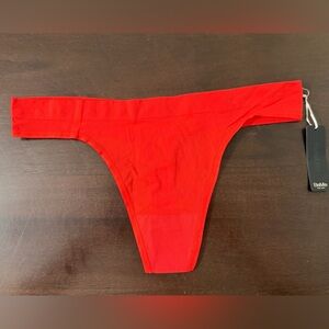 BeMe New York Invisibles Thong. Size Large. NWT